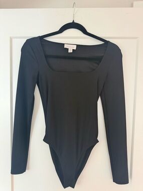 Topshop Black Long Sleeve Scoop Neck Bodysuit